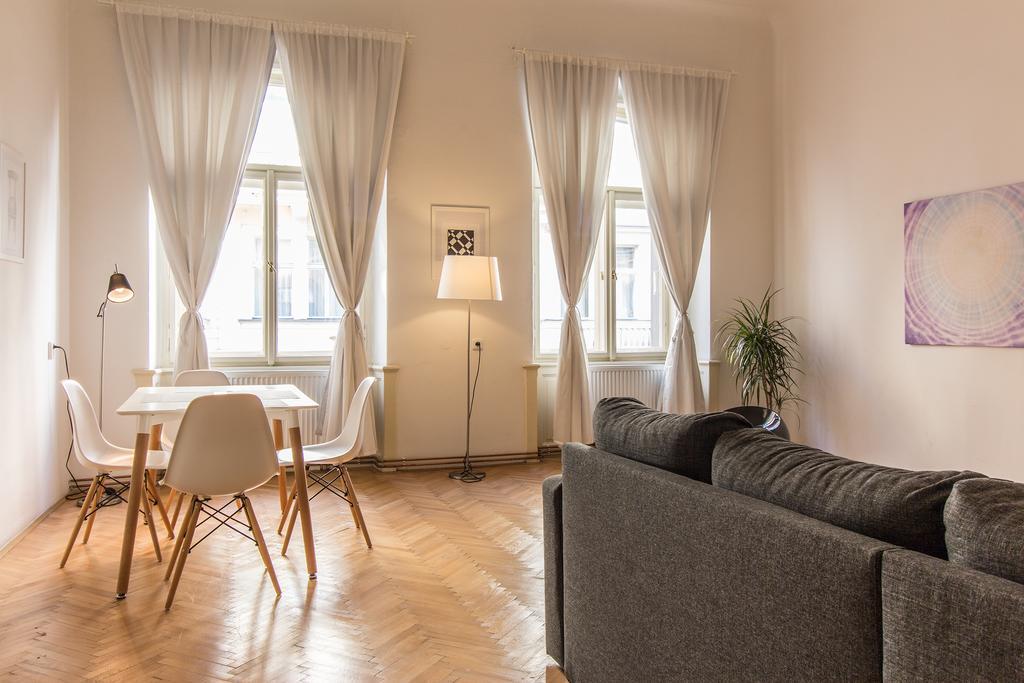 Mighty Prague Apartments Truhlarska Kültér fotó