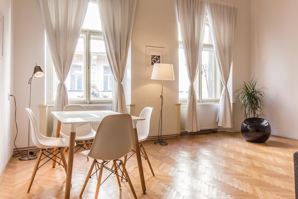 Mighty Prague Apartments Truhlarska Kültér fotó