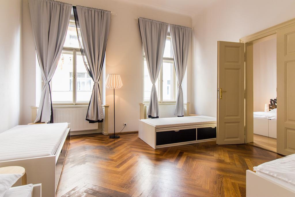 Mighty Prague Apartments Truhlarska Kültér fotó