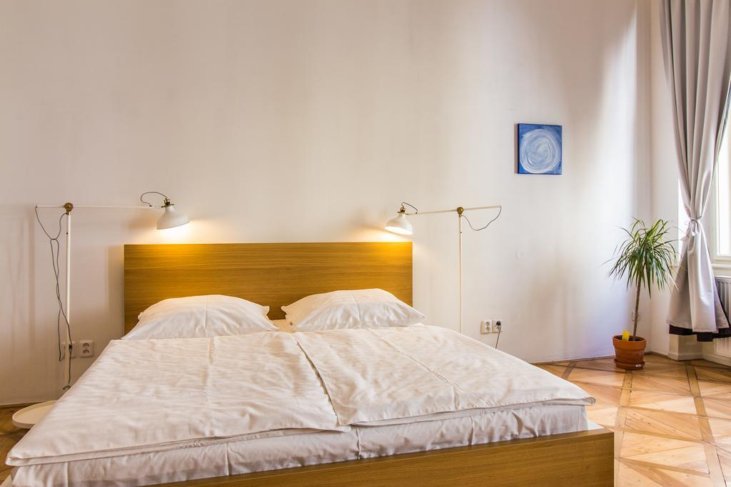 Mighty Prague Apartments Truhlarska Kültér fotó