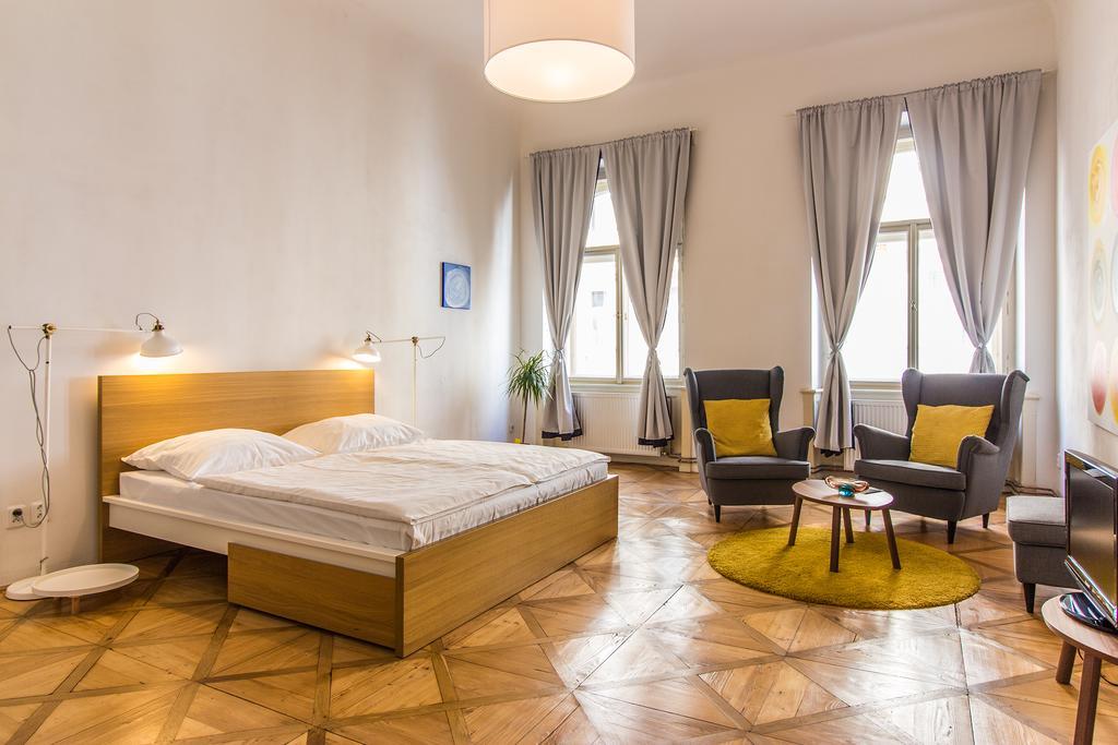 Mighty Prague Apartments Truhlarska Kültér fotó