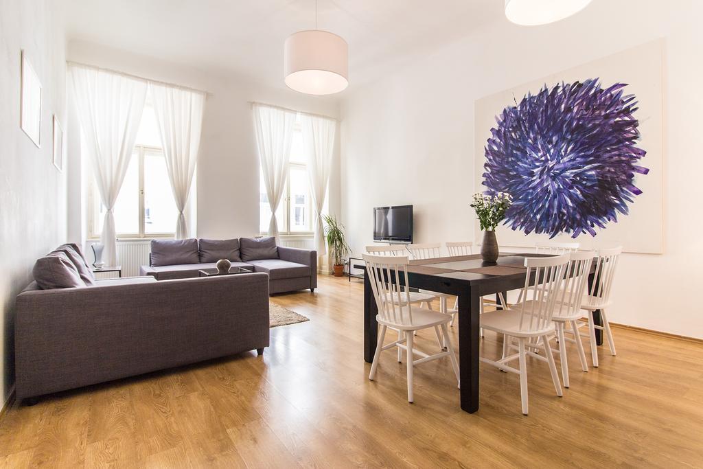 Mighty Prague Apartments Truhlarska Kültér fotó